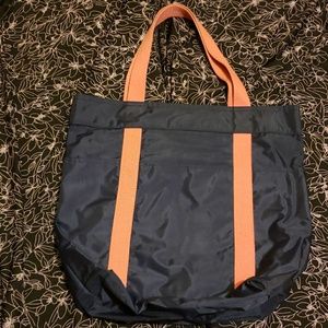 Nylon blue/pink tote bag
